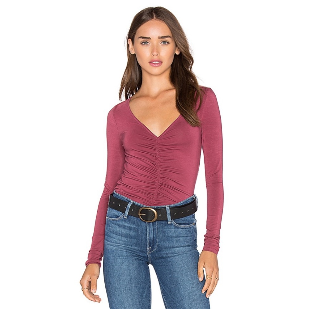 🎇LA Made from Revolve Ruched Long Sleeve